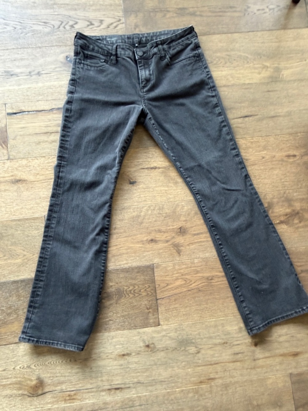 Kut from the Kloth  Karen Baby bootcut weathered black jeans - size 12